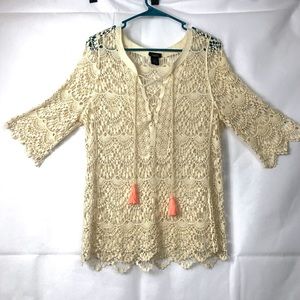 Rue 21 Cream lace blouse